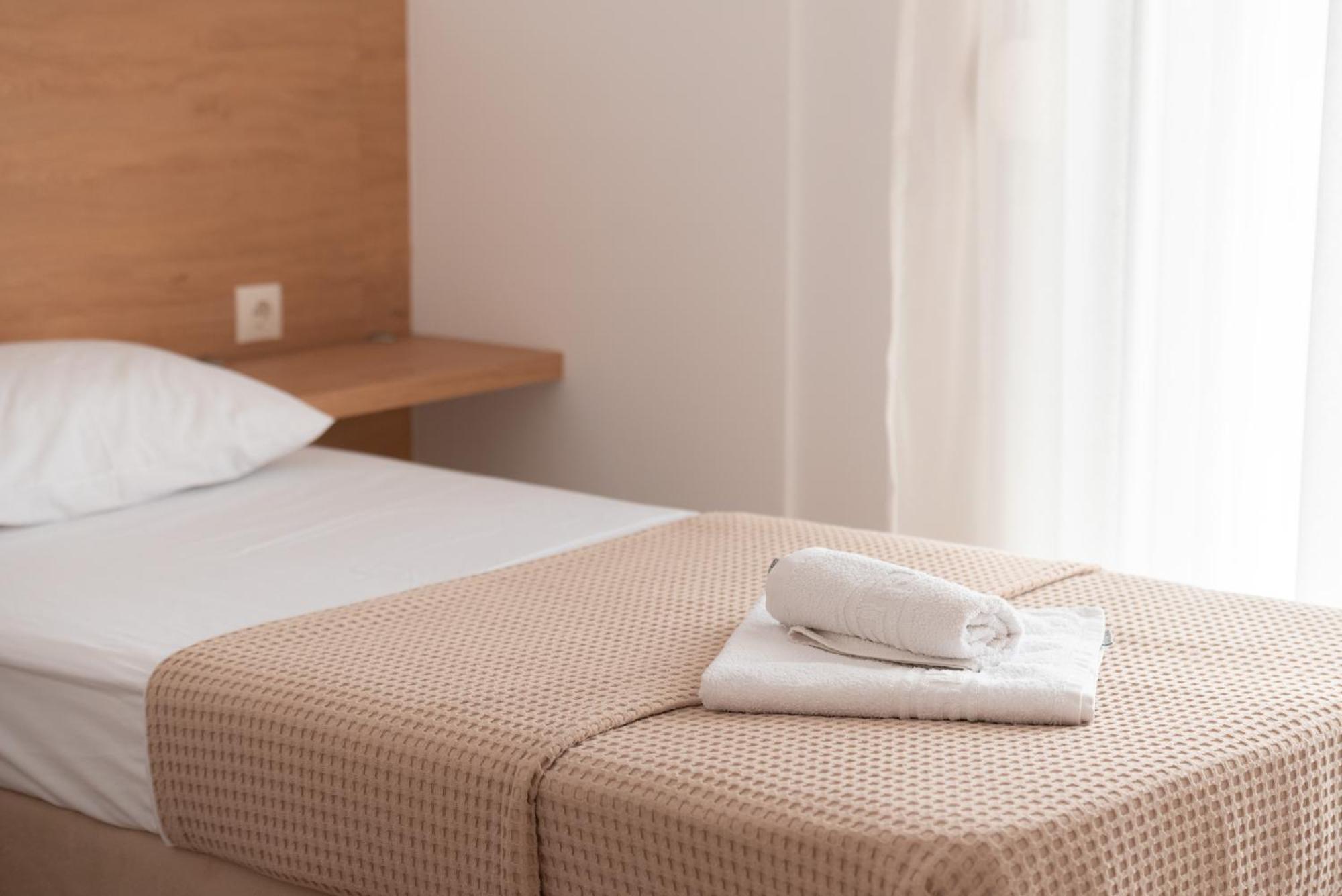 Valentinos Apartments Kallithea  المظهر الخارجي الصورة